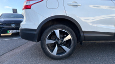 Nissan Qashqai 1.2 DiG-T N-Connecta 5dr Xtronic Petrol Hatchback